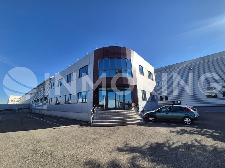 Industriel/Logistique dans Alzira, Valencia à louer - Photo principale – Image 1 sur 3