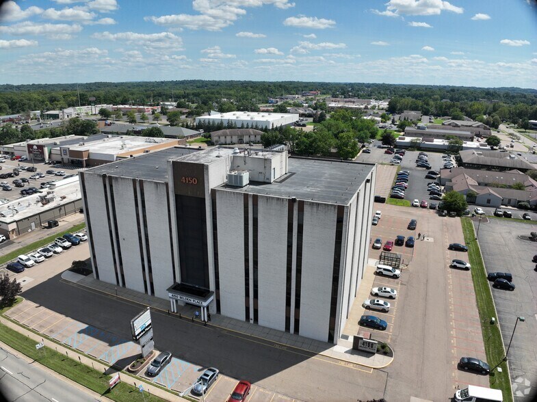 4150 Belden Village St, Canton, OH à louer – Image 2 sur 31