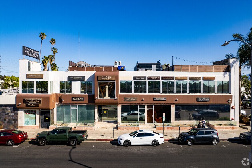 14545 Friar St, Van Nuys, CA à louer - Photo de l’immeuble – Image 2 sur 4