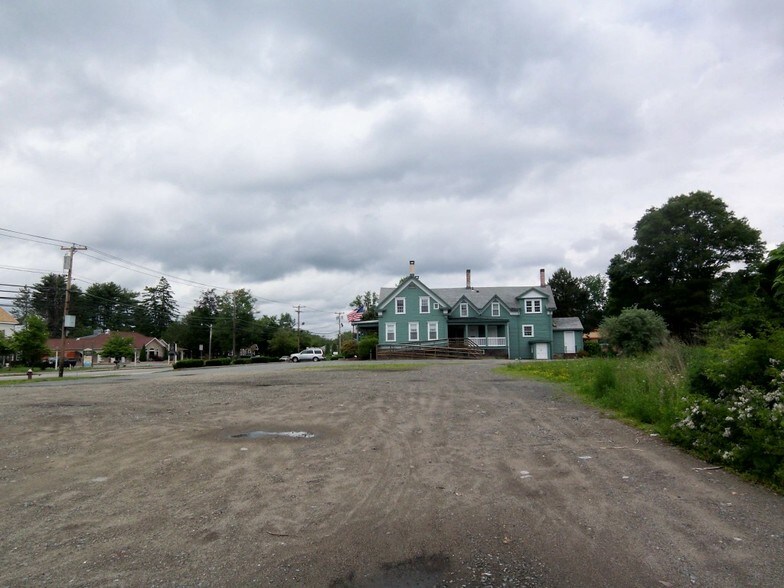 825 Broadway, Raynham, MA à vendre - Photo de l’immeuble – Image 2 sur 6