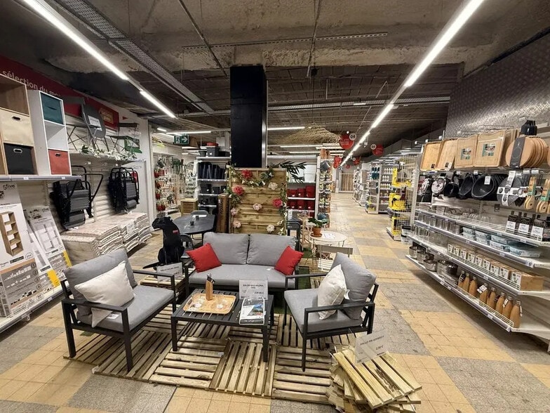 Local commercial dans Aix-en-Provence à louer - Photo intérieure – Image 3 sur 3