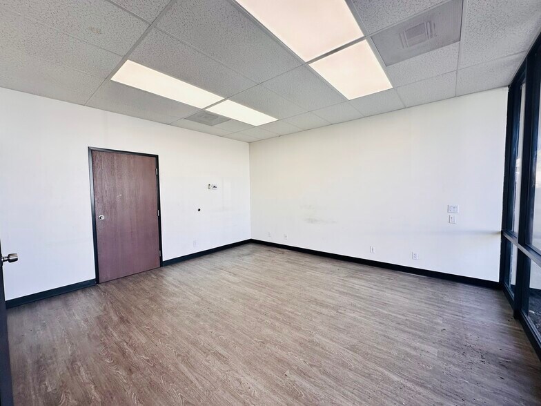 6840-6846 Suva St, Bell Gardens, CA à louer - Photo intérieure – Image 2 sur 7
