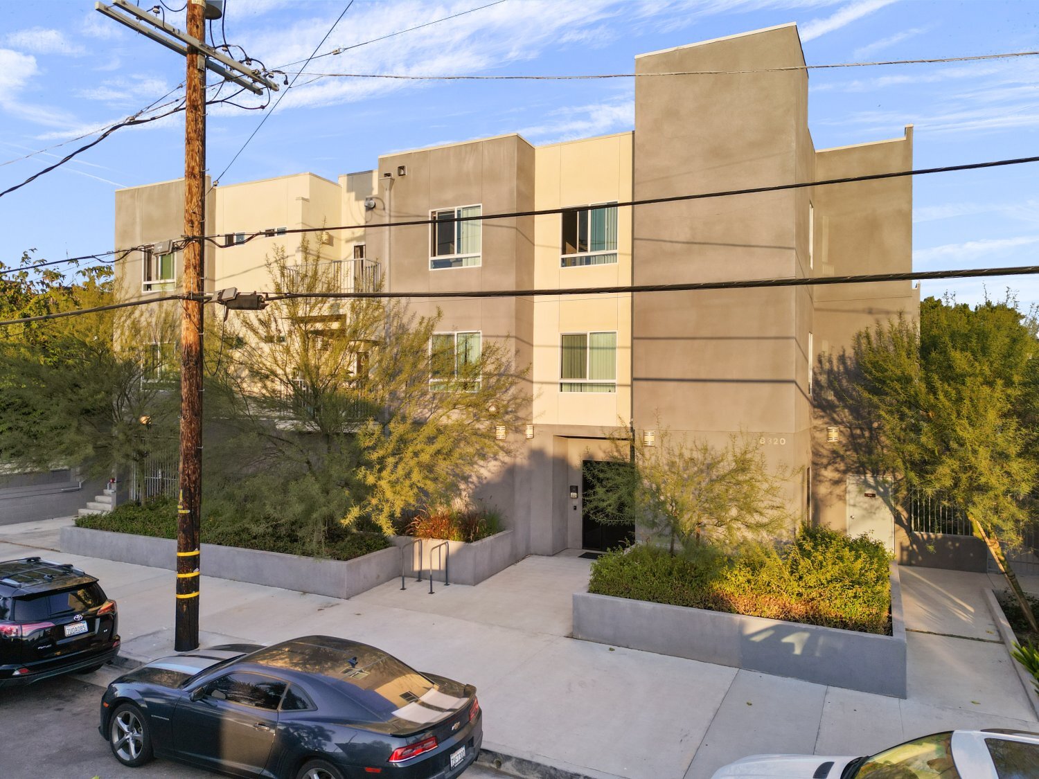 6320 Beck Ave, North Hollywood, CA à vendre Photo principale– Image 1 sur 27