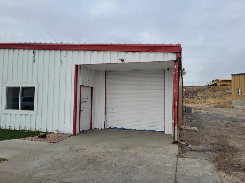 730 N Glenn Rd, Casper, WY à louer - Photo de l’immeuble – Image 2 sur 8