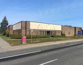 227 Boul Brunswick, Pointe-claire, QC à louer Photo intérieure– Image 1 sur 6