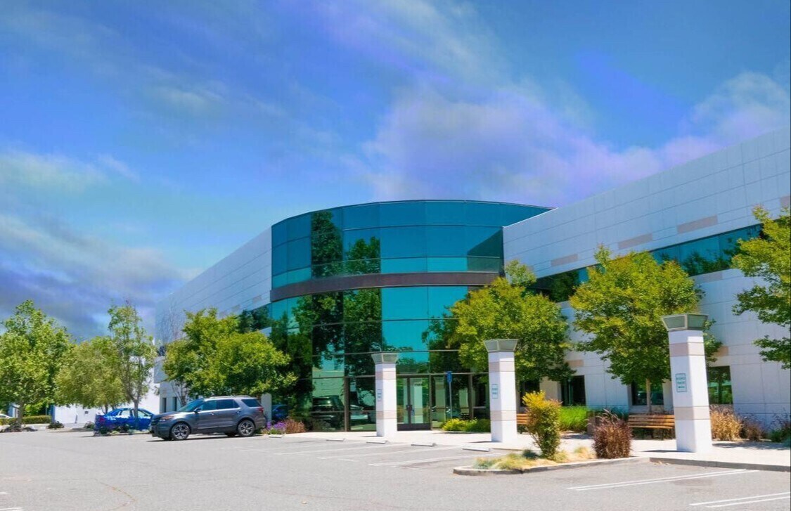 25000 Avenue Stanford, Valencia, CA à louer Photo intérieure– Image 1 sur 10