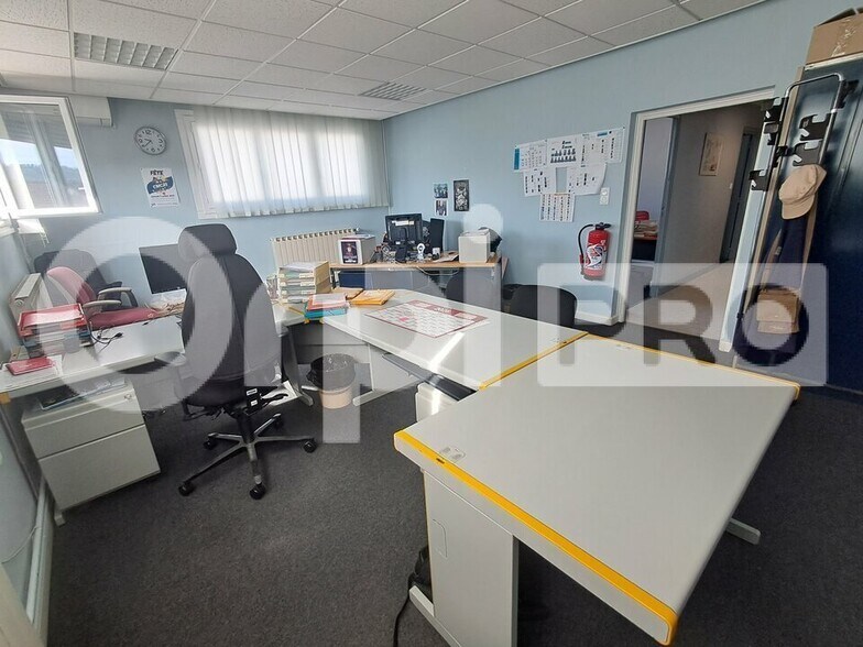 Bureau dans Montluçon à louer - Photo intérieure – Image 3 sur 11