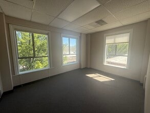 132 E Broadway, Eugene, OR à louer Photo intérieure– Image 1 sur 4