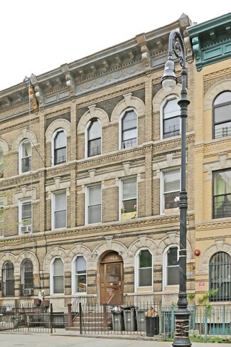 Plus de détails pour 63 Stuyvesant Ave, Brooklyn, NY - Logement à vendre