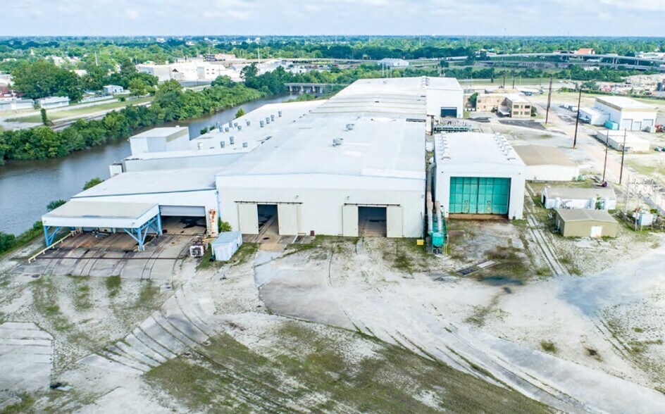 850 Pine St, Beaumont, TX à louer - Photo de l’immeuble – Image 3 sur 4