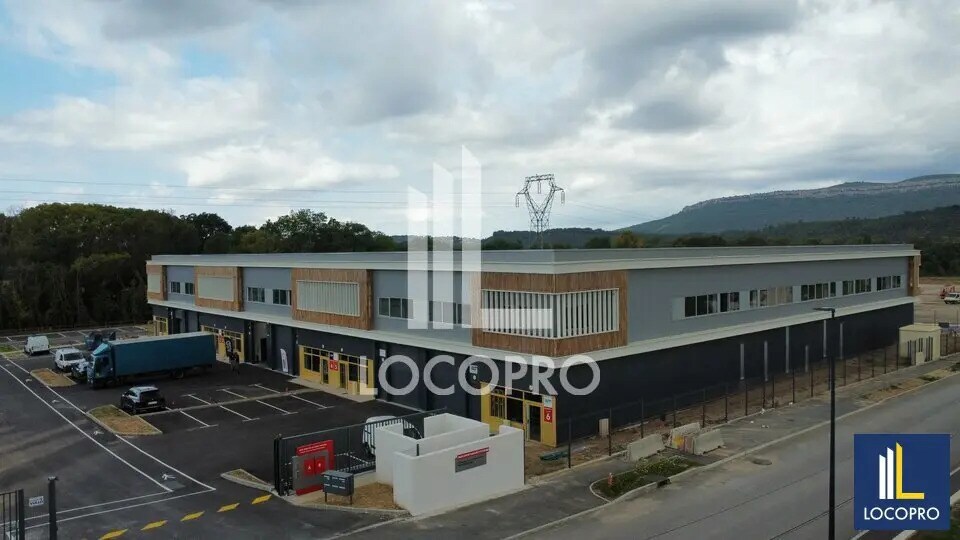 Local d'activités dans Rousset à vendre - Photo de l’immeuble – Image 1 sur 6