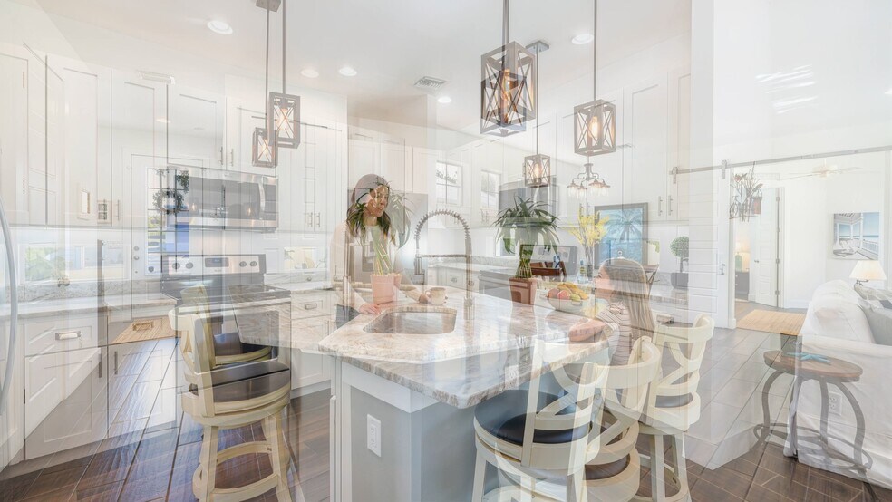 2974 Van Buren Ave, Naples, FL à vendre - Vidéo sur l’annonce professionnelle – Image 2 sur 67
