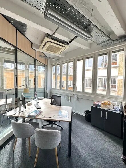 Bureau dans Paris à louer - Photo de l’immeuble – Image 2 sur 13