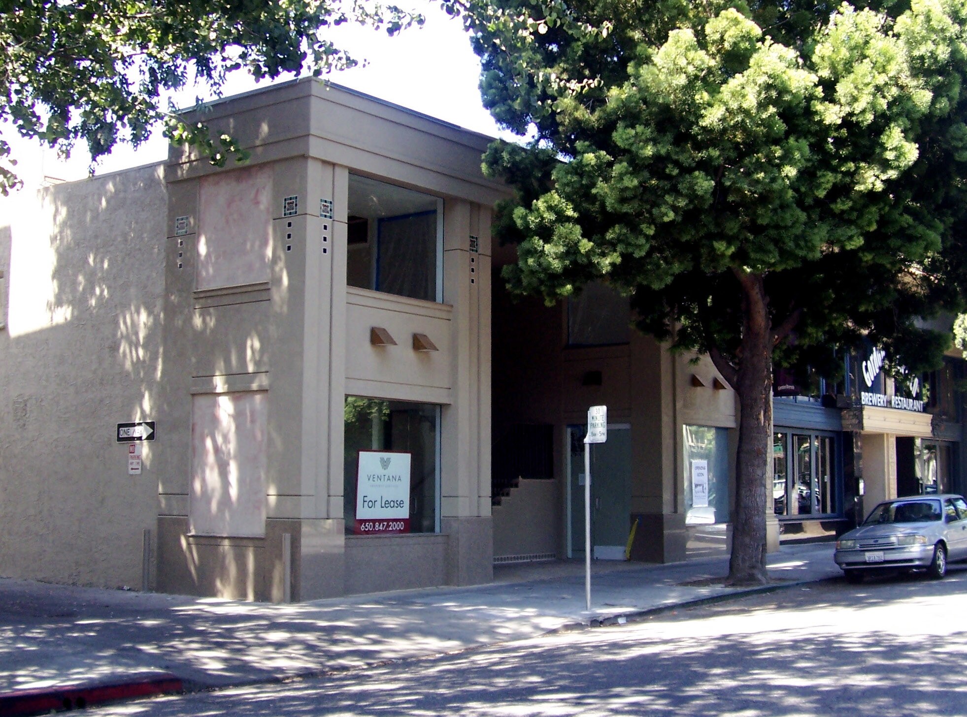644 Emerson St, Palo Alto, CA à louer Photo principale– Image 1 sur 24