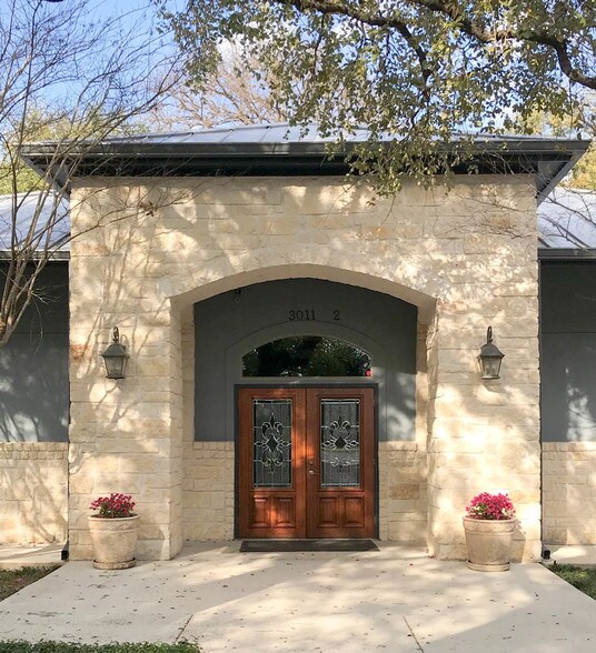 3011 Nacogdoches Rd, San Antonio, TX à vendre - Photo de l’immeuble – Image 3 sur 9