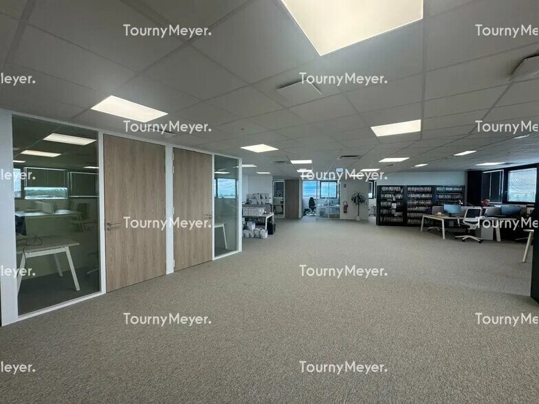 Bureau dans Saint-Herblain à louer - Photo de l’immeuble – Image 3 sur 4