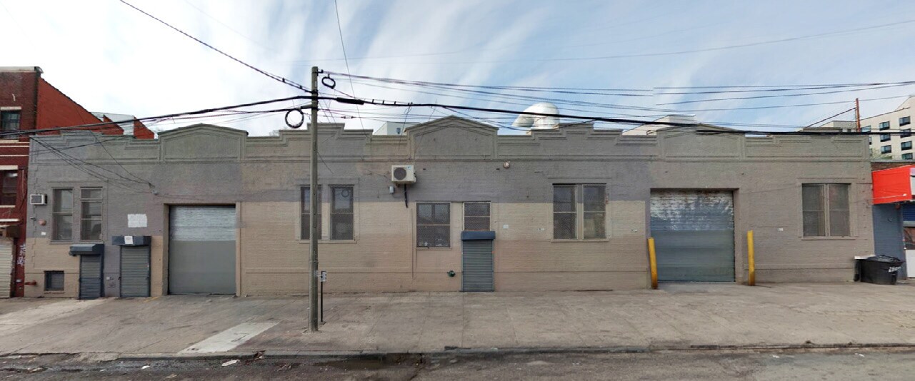 1835 Carter Ave, Bronx, NY à louer Photo principale– Image 1 sur 3