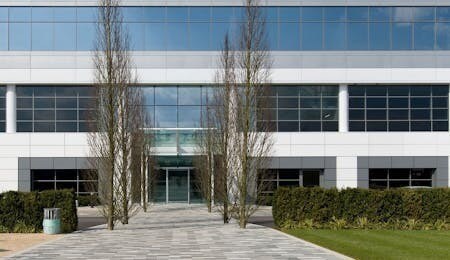 Guildford Business Park Rd, Guildford à louer - Photo de l’immeuble – Image 2 sur 7