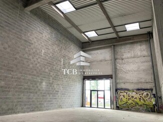 Plus de détails pour Local commercial à louer