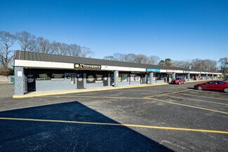 Plus de détails pour 99 Middle Country Rd, Coram, NY - Local commercial à louer