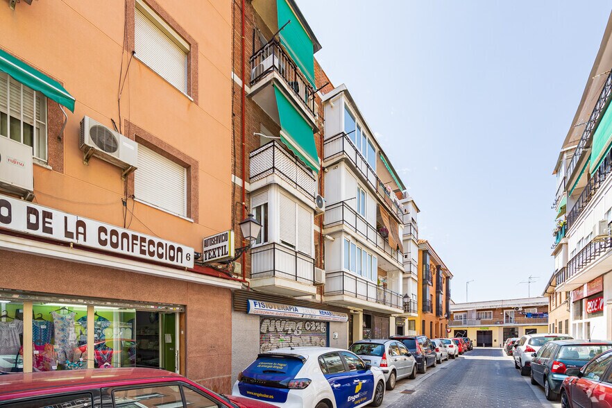 Local commercial dans Madrid, Madrid à louer - Photo de l’immeuble – Image 2 sur 4