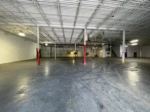 6932 S Manhattan Ave, Tampa, FL à louer Photo de l’immeuble– Image 2 sur 8