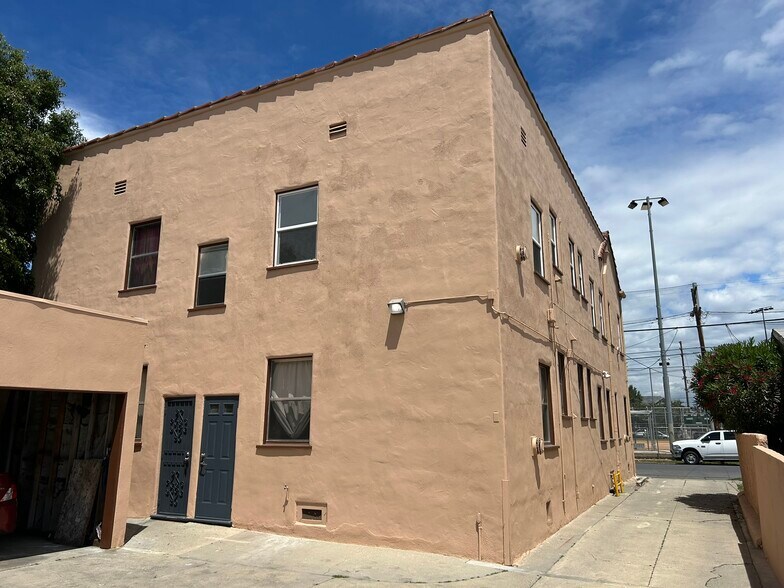 1506 W 36th St, Los Angeles, CA à vendre - Photo de l’immeuble – Image 2 sur 21