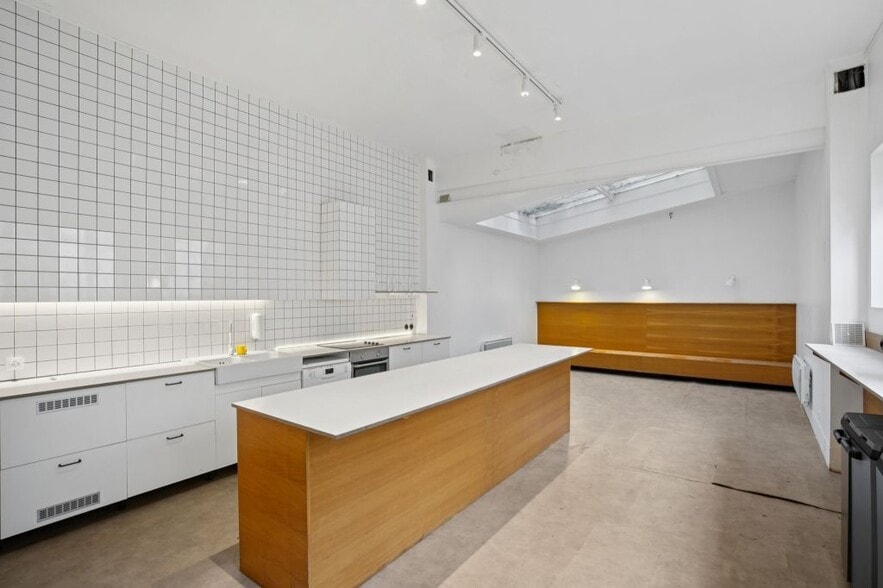 17 Rue Du Faubourg Du Temple, Paris à louer - Photo intérieure – Image 3 sur 9