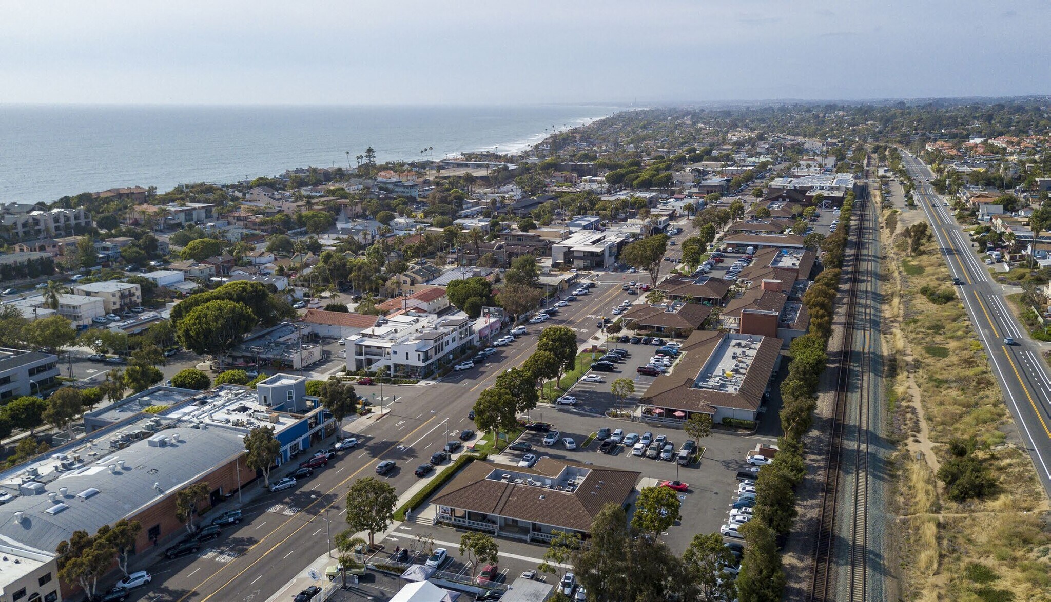 701-1031 S Coast Hwy 101, Encinitas, CA à louer Photo de l’immeuble– Image 1 sur 11
