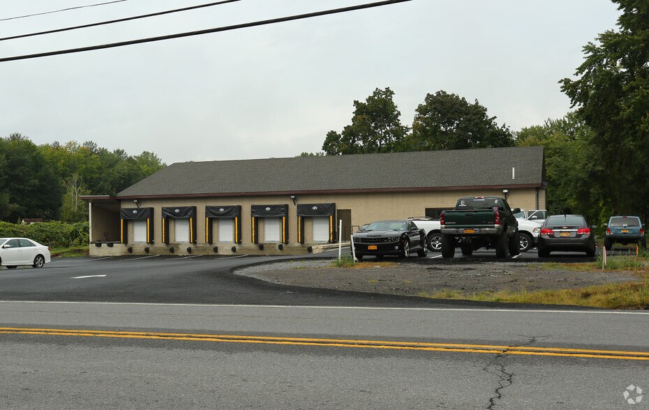 3108 Carman Rd, Schenectady, NY à vendre - Photo principale – Image 1 sur 2