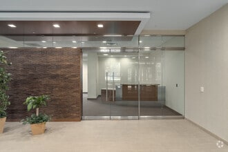 600 Eagleview Blvd, Exton, PA à louer Hall d’entrée– Image 1 sur 13