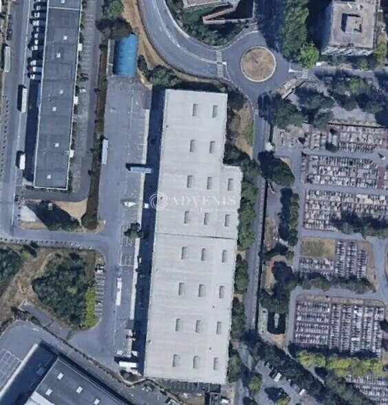 Industriel/Logistique dans Aulnay-sous-Bois à louer - Photo de l’immeuble – Image 3 sur 6