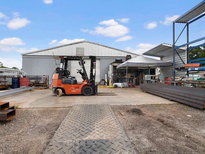 517 S 33rd St, Fort Pierce, FL à vendre - Photo de l’immeuble – Image 2 sur 4