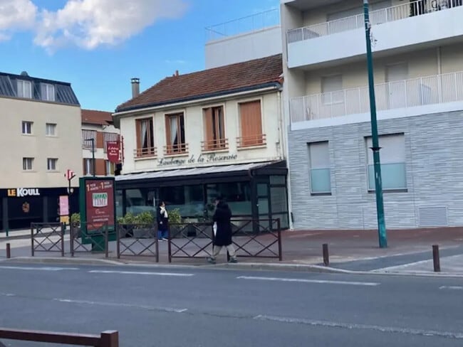 Plus de détails pour Local commercial à louer