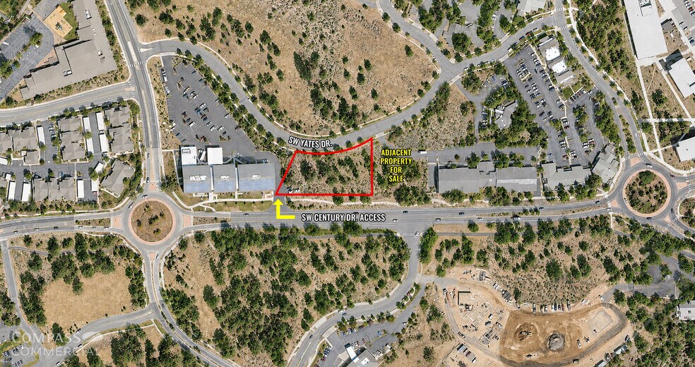 1030 SW Yates Dr, Bend, OR à vendre - Photo de l’immeuble – Image 1 sur 9