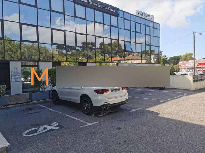Bureau dans Mougins à louer - Photo de l’immeuble – Image 1 sur 2