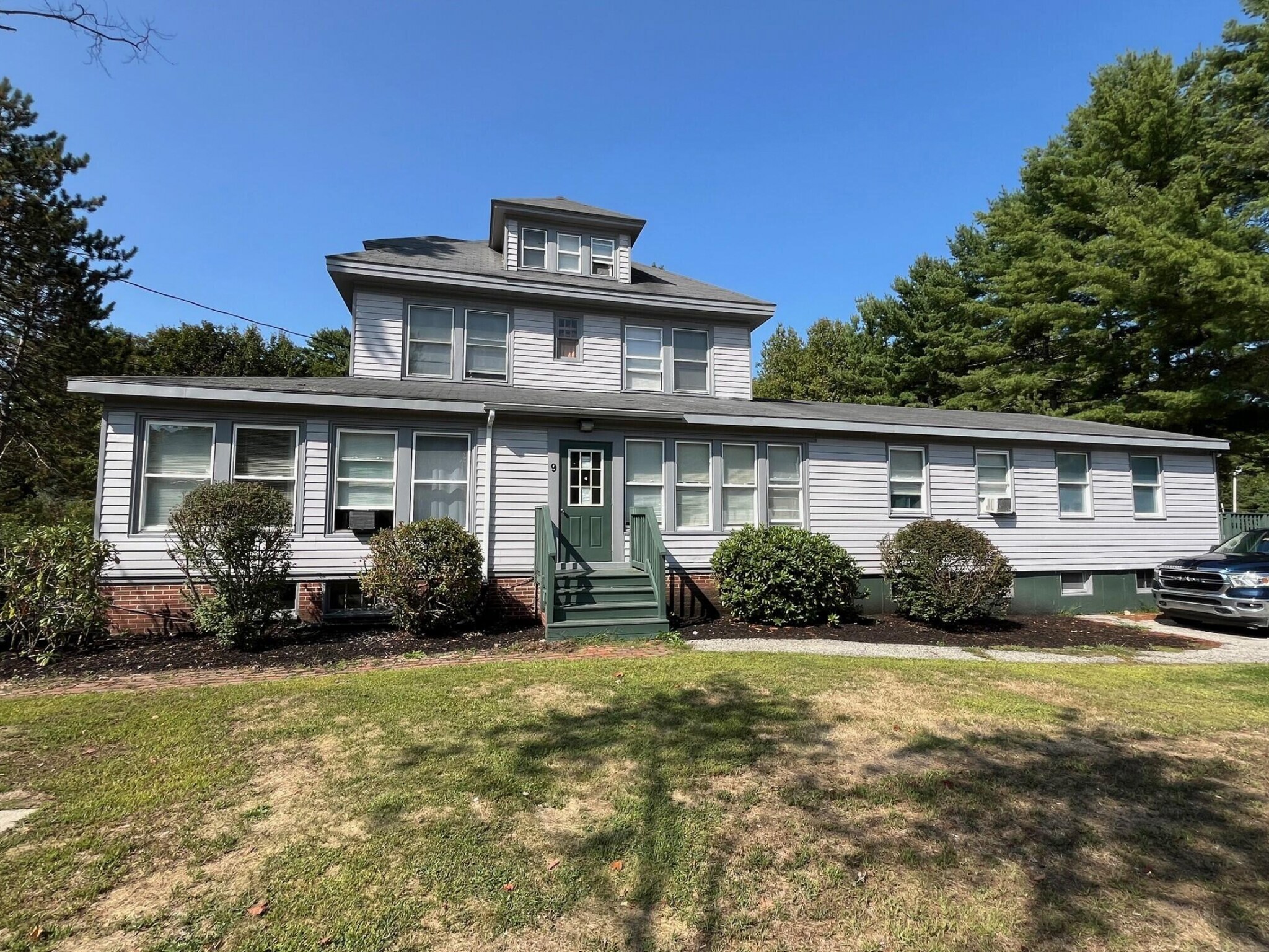 9 Lewiston Rd, Gray, ME à vendre Photo principale– Image 1 sur 8