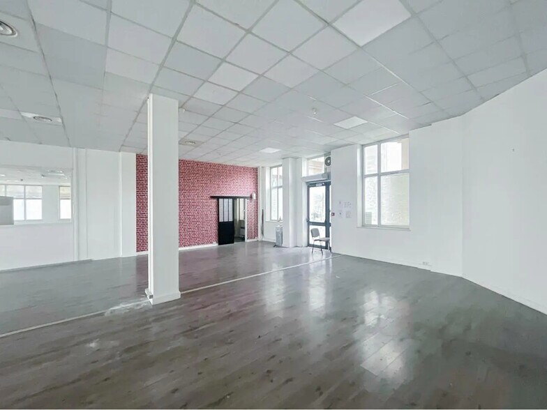 Bureau dans Neuilly-Plaisance à vendre - Photo intérieure – Image 2 sur 14