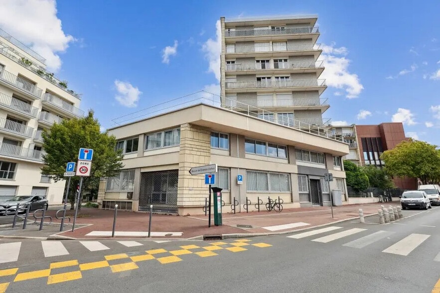 19-21 Boulevard Gambetta, Issy-les-Moulineaux à louer - Photo de l’immeuble – Image 1 sur 9