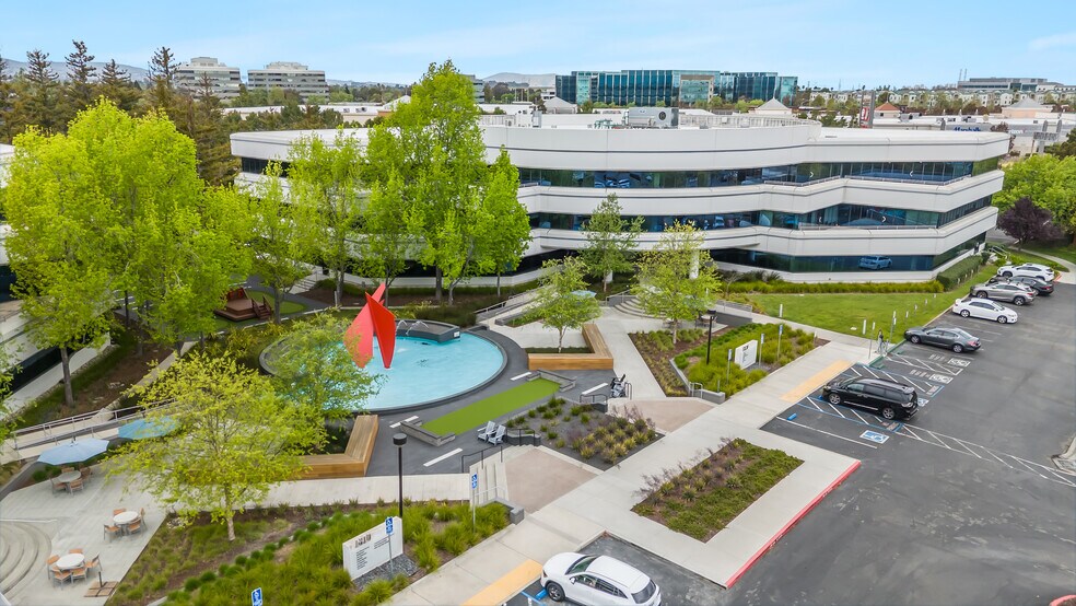 1800 Gateway Dr, San Mateo, CA à louer - Photo de l’immeuble – Image 3 sur 22