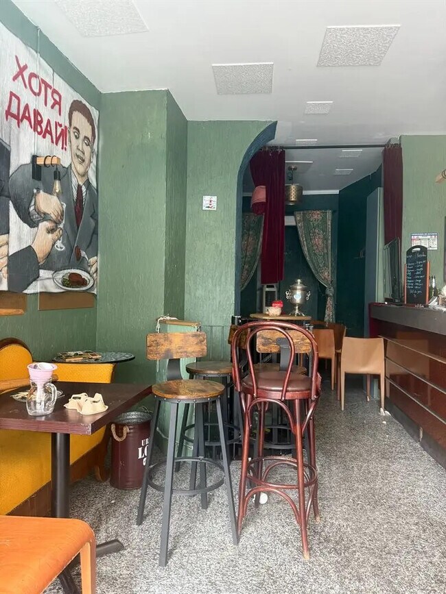 Plus de détails pour Local commercial à louer