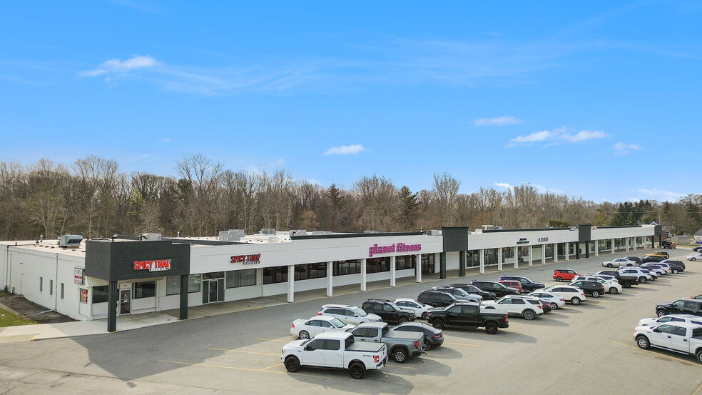 2055 Gratiot Blvd, Marysville, MI à louer - Photo de l’immeuble – Image 1 sur 33