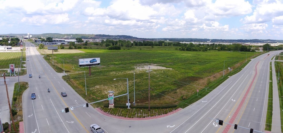 4001 S Expressway, Council Bluffs, IA à vendre - Photo de l’immeuble – Image 1 sur 5