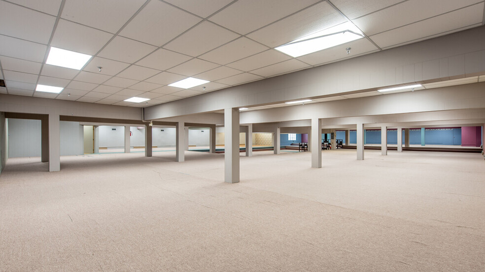 405 Broadway St, Alexandria, MN à vendre - Photo de l’immeuble – Image 3 sur 5
