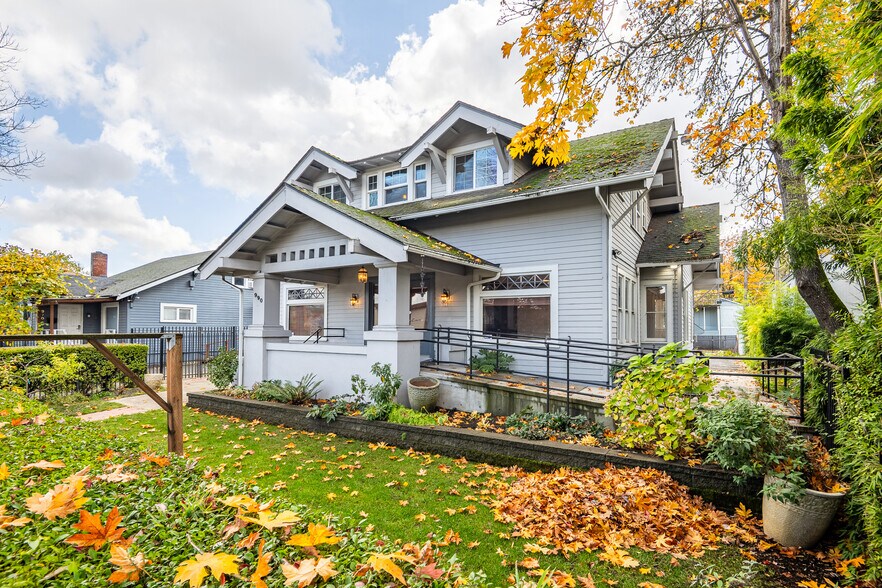 990 W 7th Ave, Eugene, OR à vendre - Photo principale – Image 1 sur 42