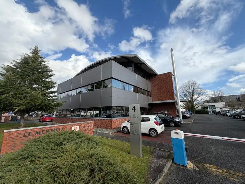 Bureau dans Mérignac à louer Photo de l’immeuble– Image 1 sur 13