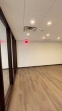1811 S Alma School Rd, Mesa, AZ à louer - Vidéo sur l’annonce professionnelle 