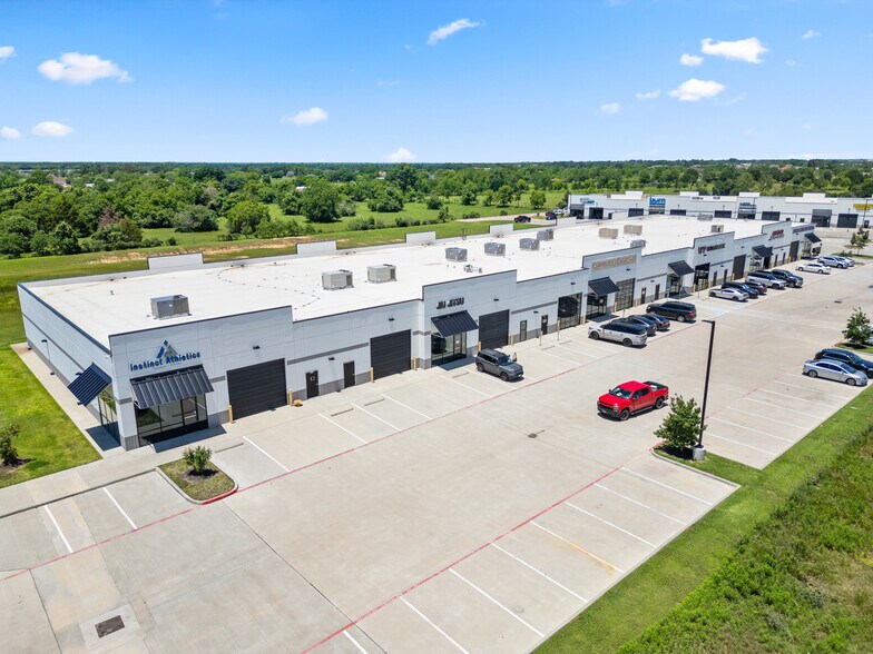 6610 Fm 359 Rd, Fulshear, TX à louer - Photo de l’immeuble – Image 2 sur 11