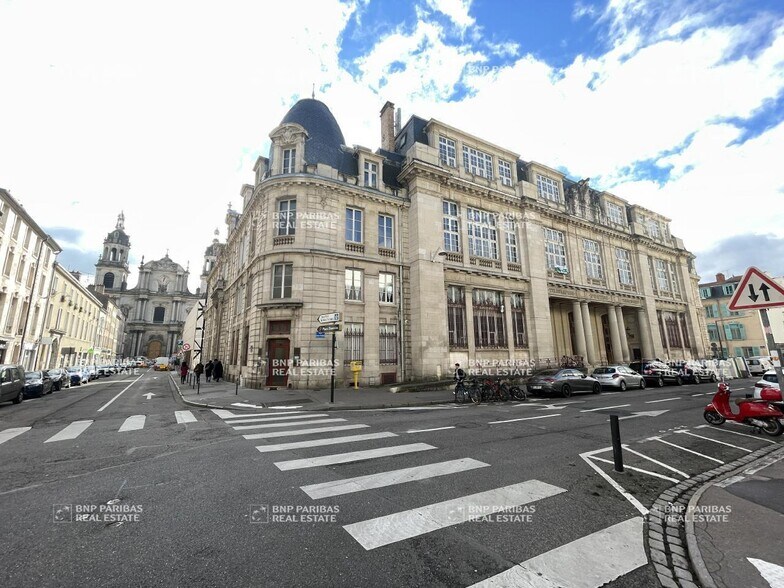 Bureau dans Nancy à louer - Photo de l’immeuble – Image 3 sur 13