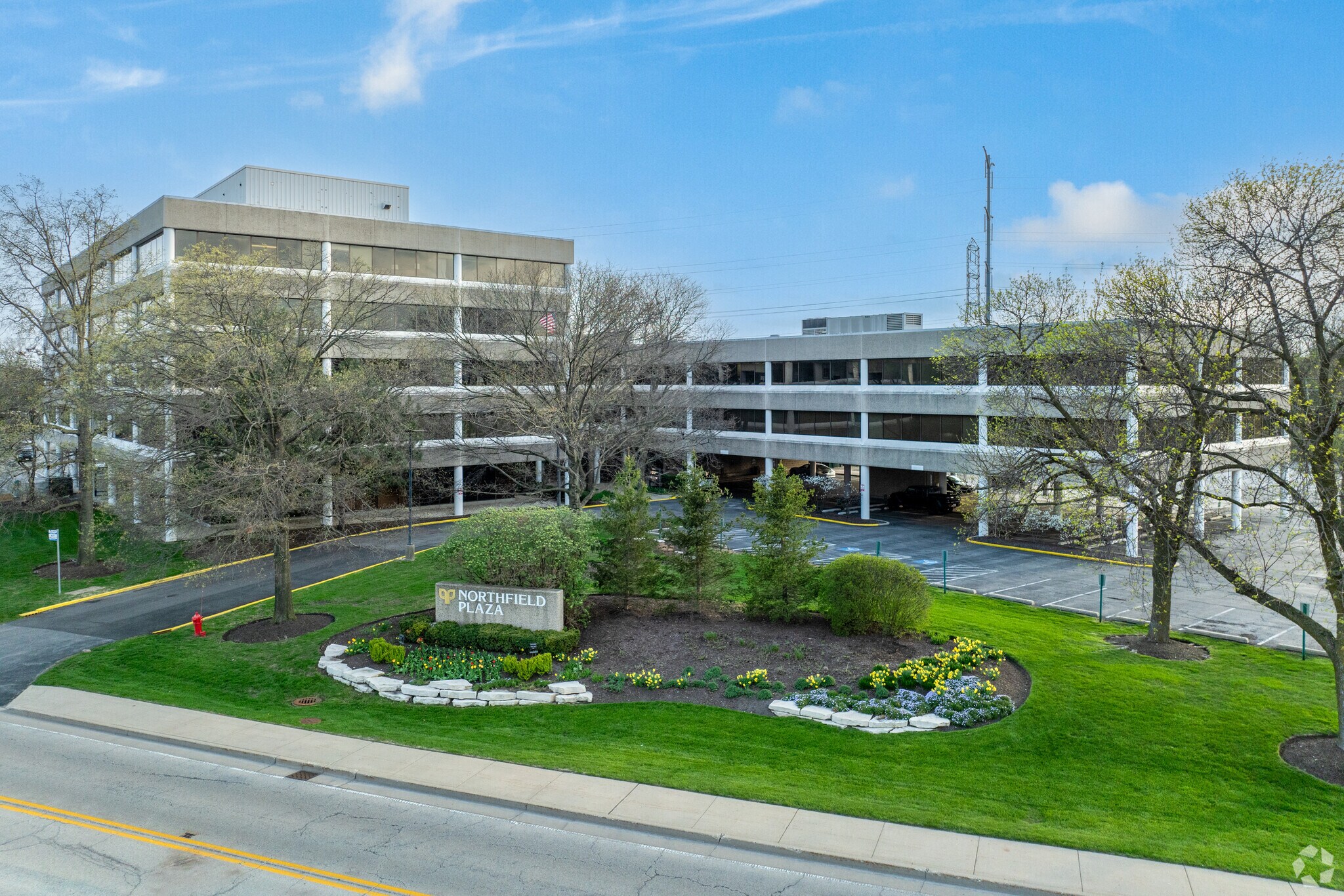 Northfield Plz, Northfield, IL à louer Photo principale– Image 1 sur 25